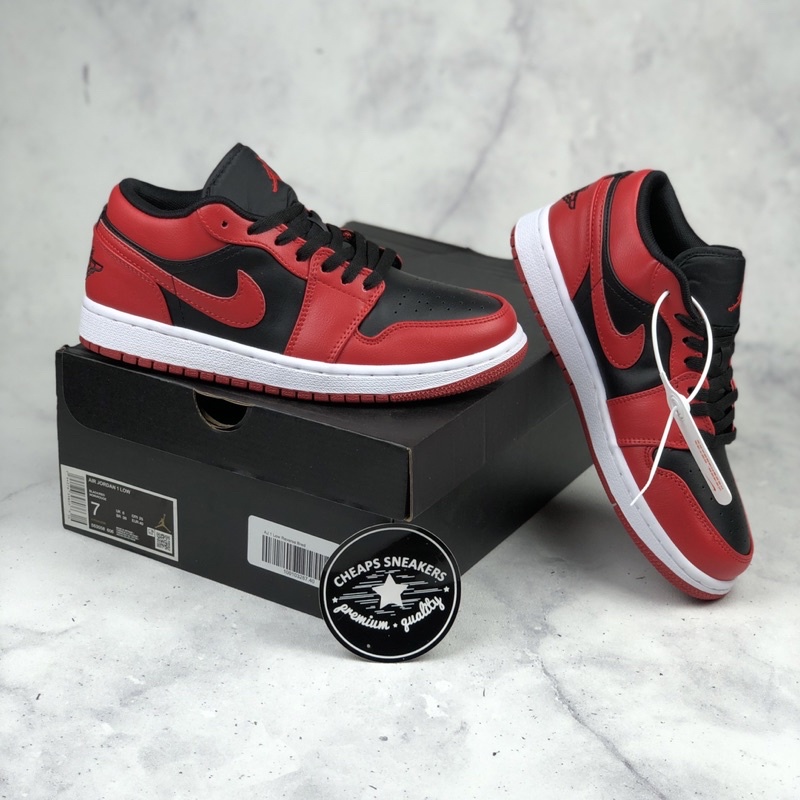 black red nike air