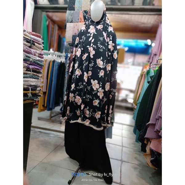 Mukenah Armani Silk Premium