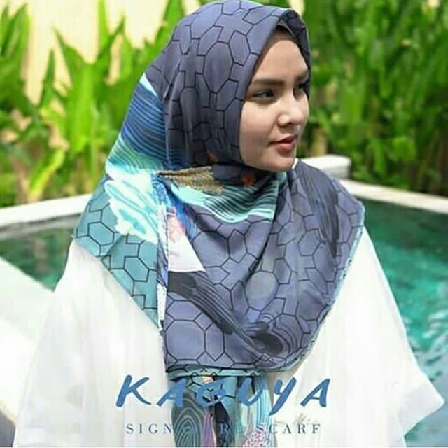 Kaguya navy ria miranda