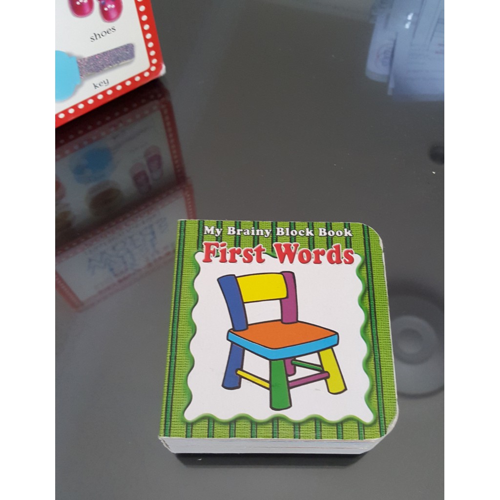 Preloved book - My Brainy Block Book First Words
