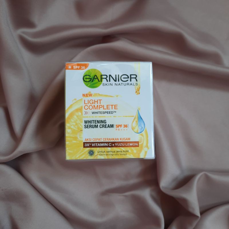 Garnier Light Complete Whitespeed Whitening Serum Cream SPF 36