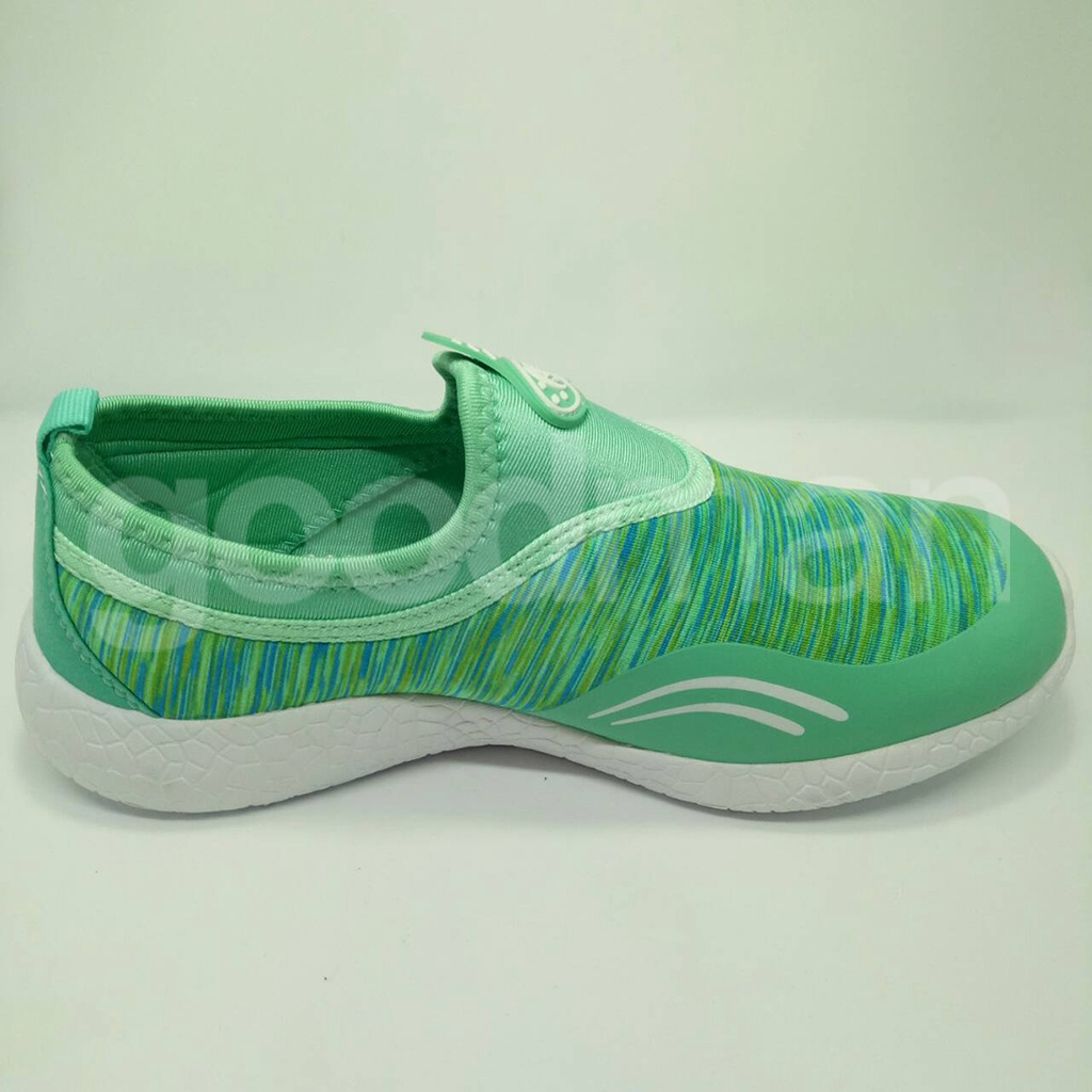 Sepatu Slip On Wanita Savira Ori Phoenix