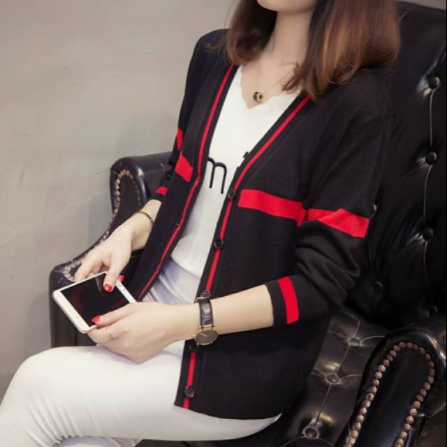 Cardi Adidas 83.000 Bhn rajut good quality fit L