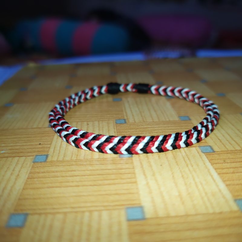 Gelang Tridatu Motif Sisik Naga