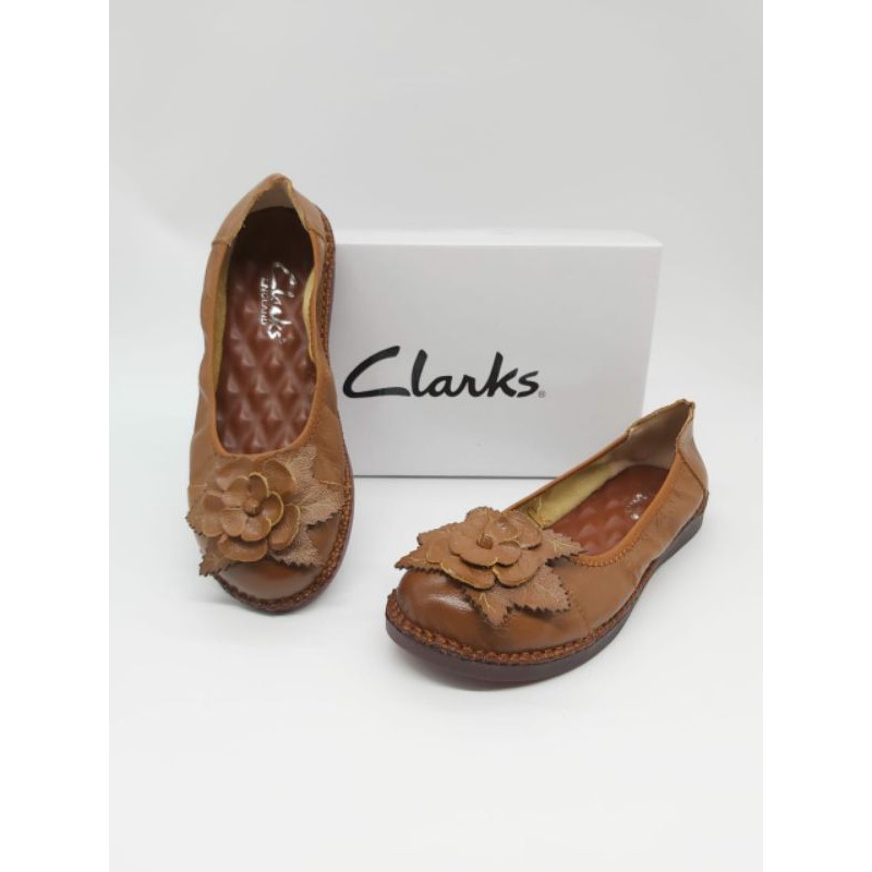Sepatu Clarks bunga flower 8812/sepatu clarks wanita bunga matahari