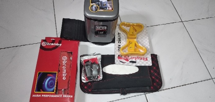 Tempat Tissue + Cd Premium Benang Merah