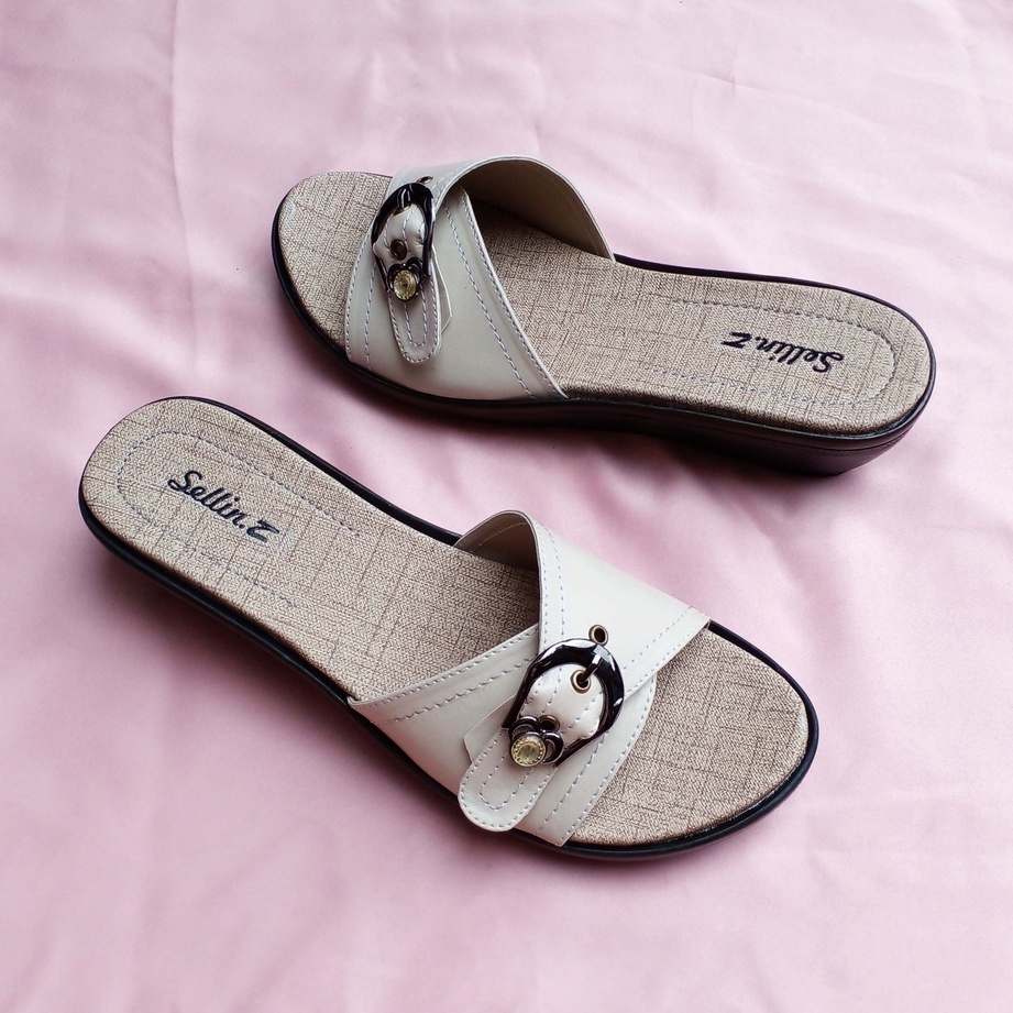 Real Pic Sendal Wanita Wedges Simpel / Wedges Geulis Kondangan ibu ibu Arisan