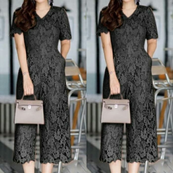 JUMPSUIT BROKAT HITAM BAJU FASHION WANITA    Terusan