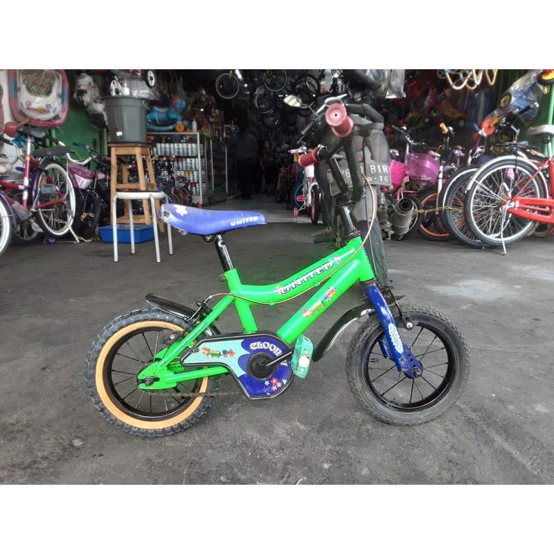 sepeda anak 12 united clooney second lumayan