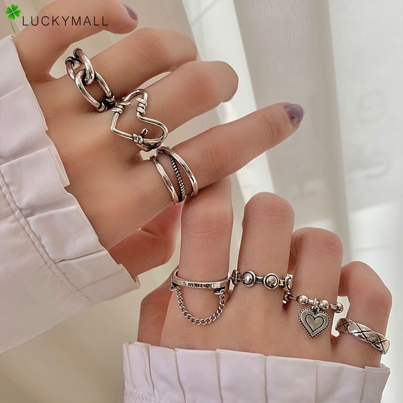 7 Pcs / Set Cincin Perak Bentuk Hati Model Rongga Twist Gaya Vintage Untuk Wanita