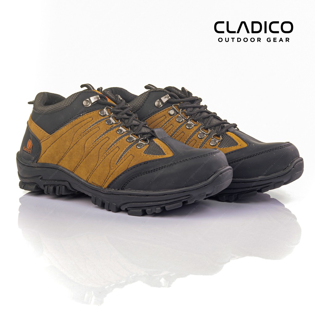 Sepatu Safety Boots Tracking Pria Ujung Besi Proyek Industri Cladico Coupe Low