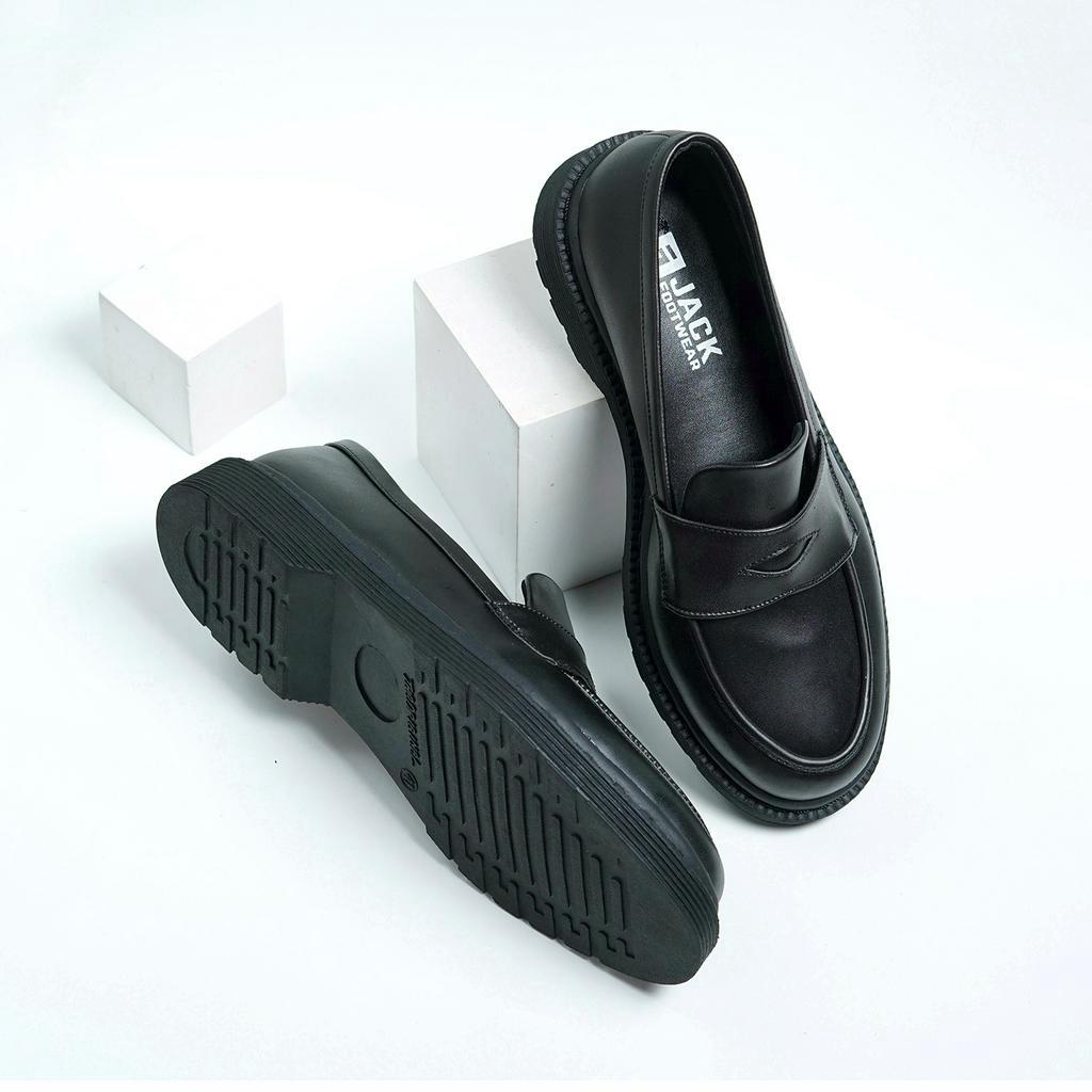 FLOYD BLACK |ManNeedMe x JACK| Sepatu Pantofel Pria Slip on Formal / Kantor / Pdh Loafers ORI