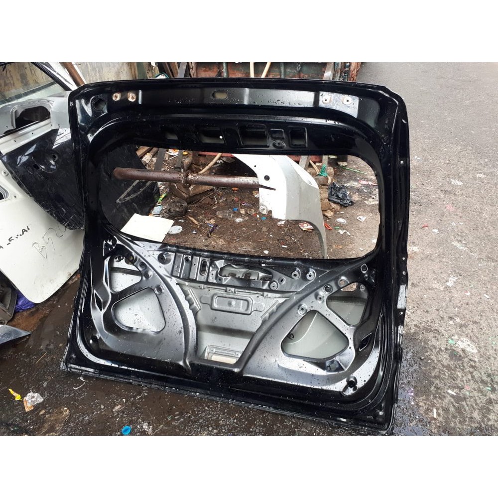 Pintu Bagasi Honda HRV