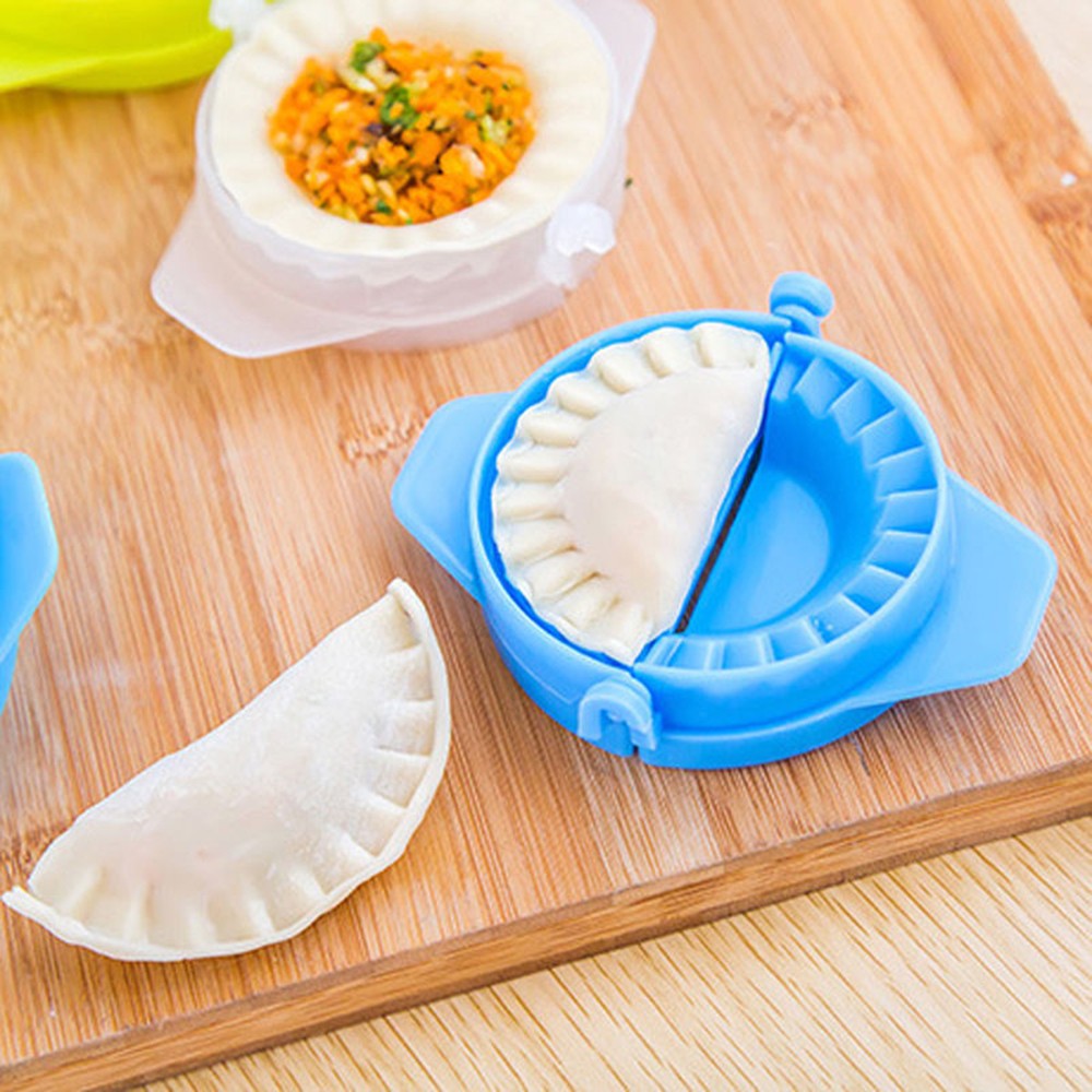 SUYOU Home Dumpling Maker Gadget Jiaozi Mold Mould New Kitchen Tool DIY Ravioli Pierogi Device