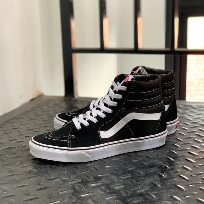 SEPATU VANS SK8-HI BLACK WHITE ORIGINAL
