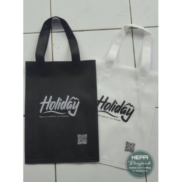 

GOODIEBAG | DESIGN CUSTOME | DISTRO