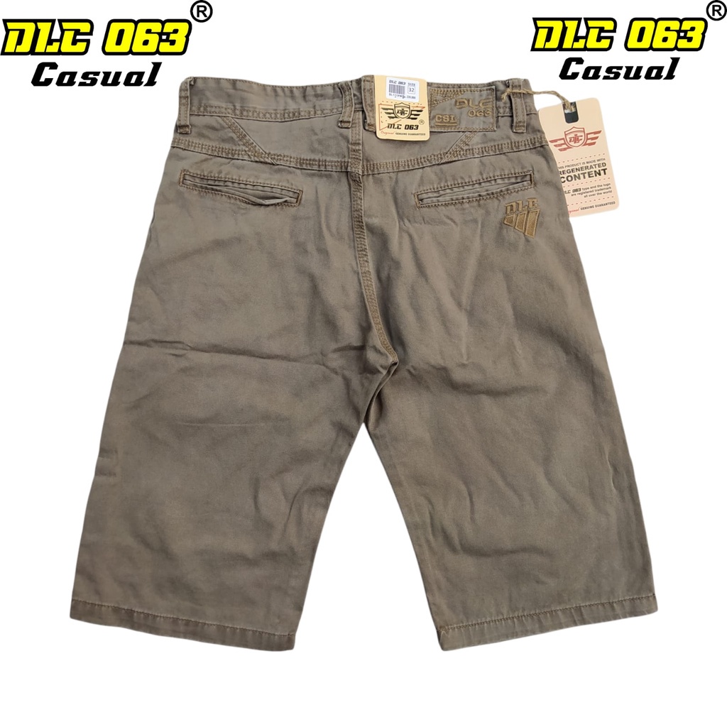 new produk // Celana Pendek Kanvas Original DLC 063 (Cardinal) // Celana Pria Kanvas Minyak Original D LOCO 063 ( Cream)
