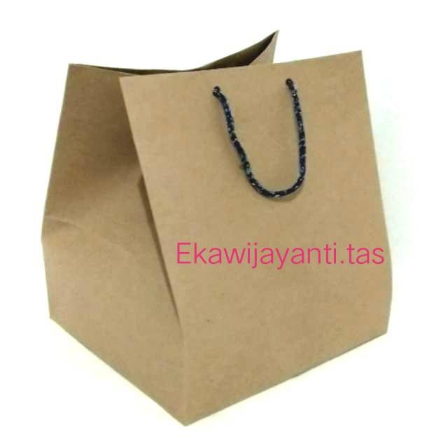 Paper bag dus nasi paper bag kotak kue bento tas kertas polos uk 22