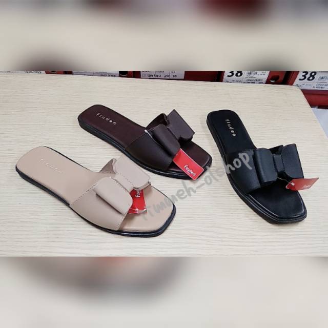 Sandal flat wanita FLADEO