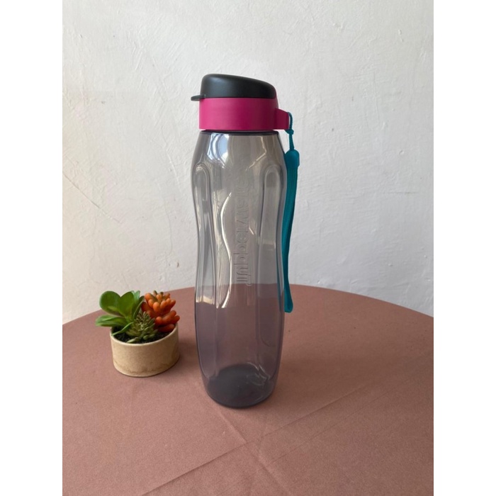 10We0011 Tumbler Tupperware Eco Bottle 1 Liter - Hitam Ded3E02E