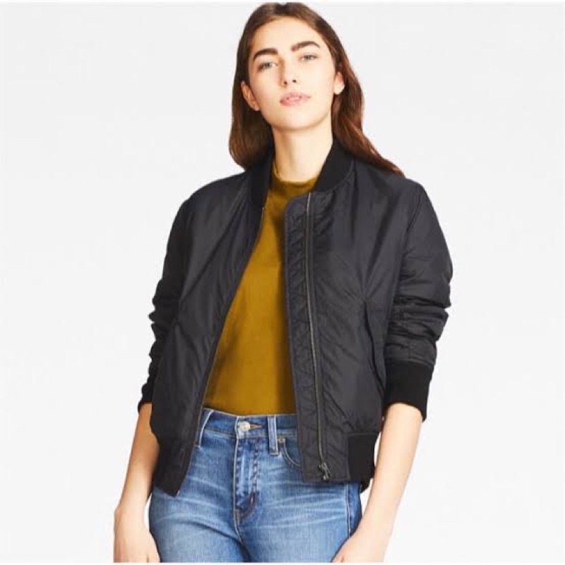 UNIQLO BOMBER XL