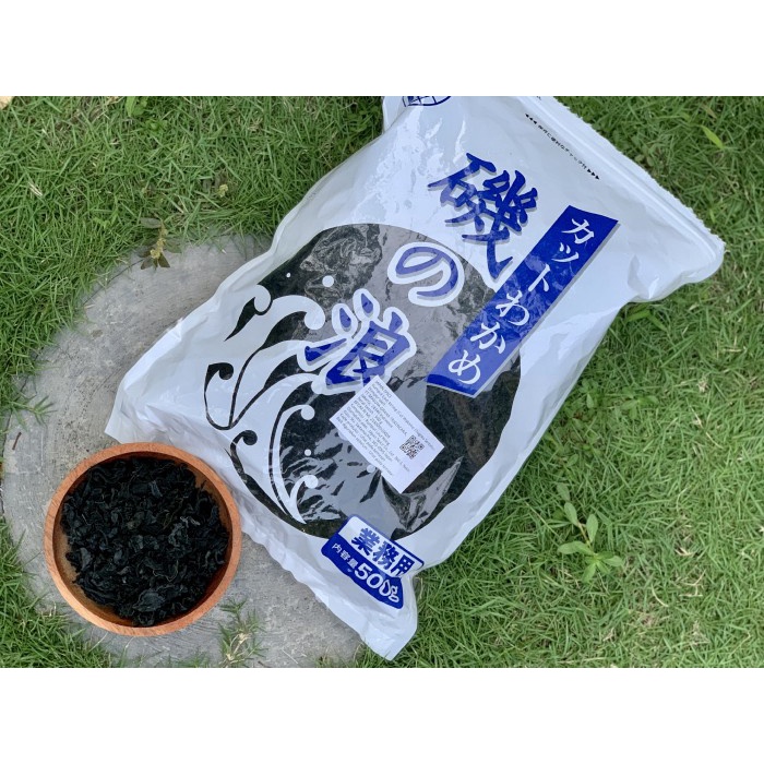 

TERBARU Japanese Cut Wakame / Miyeok / Dried Seaweed / Rumput Laut 10gr