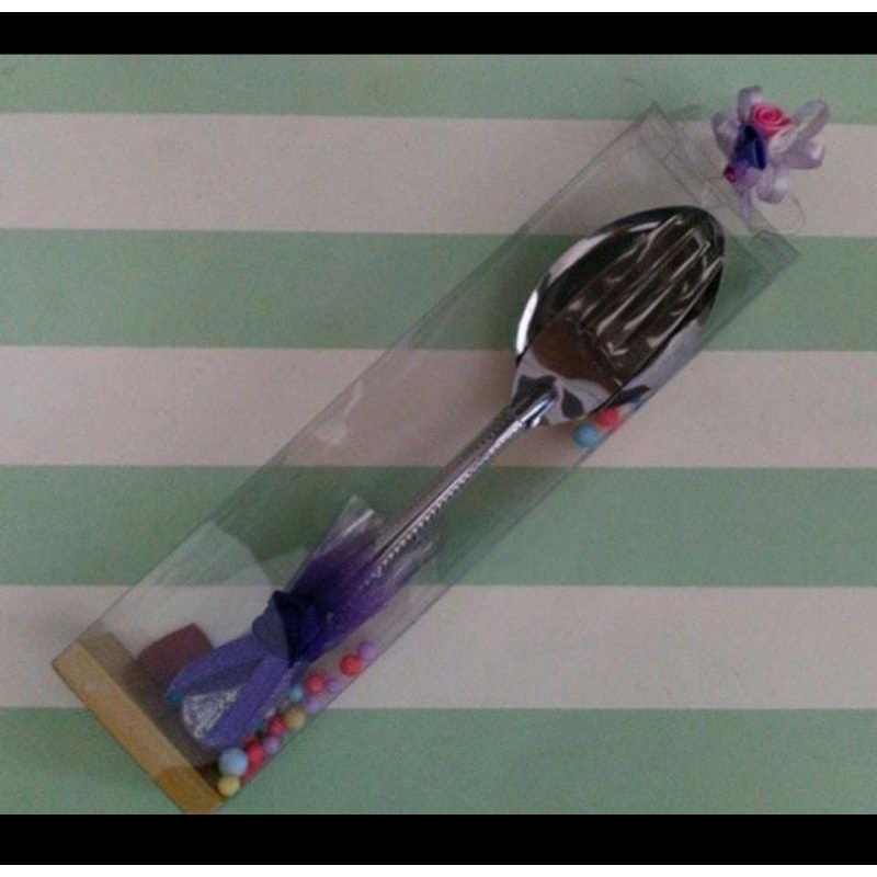 

Box Mika Sendok Garpu