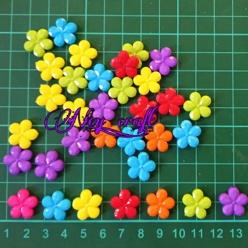 (15 pcs ) manik bunga semanggi /mute bunga pastel mote bunga mawar melati
