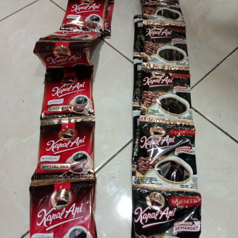 

Kopi instan sachet renceng kapal api special mix MANTAP