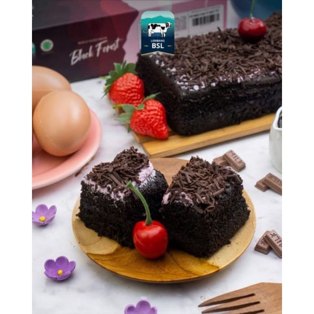 bolu susu lembang Black forest (Bisa ke luar kota) Dus+buble wrap