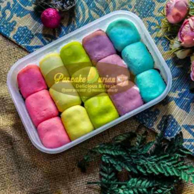 

Pancake durian isi 15 rainbow