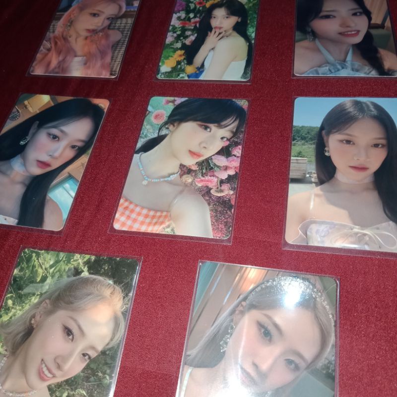 LOONA FLIP THAT ALBUM PHOTOCARD