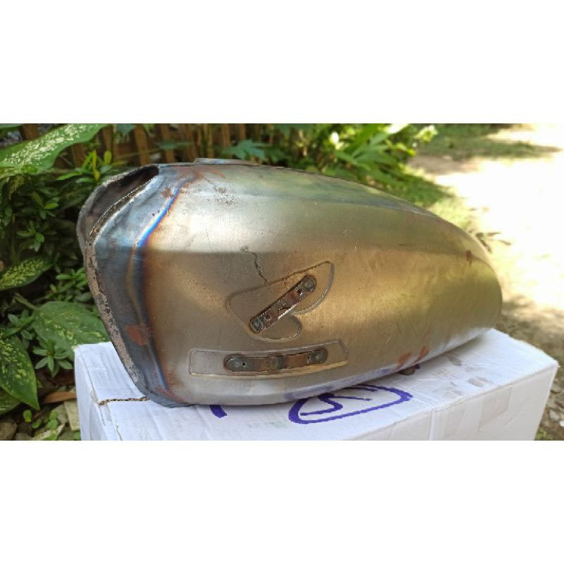 Tangki Tengki CB Glatik 100 Pres Doraemon kudus n Sultan cb125 TANGKI CB GELATIK PRES KUDUS TEBAL TE