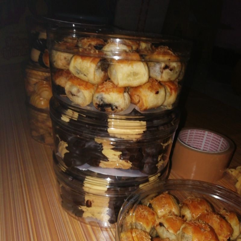 

Paket kue lebaran 2