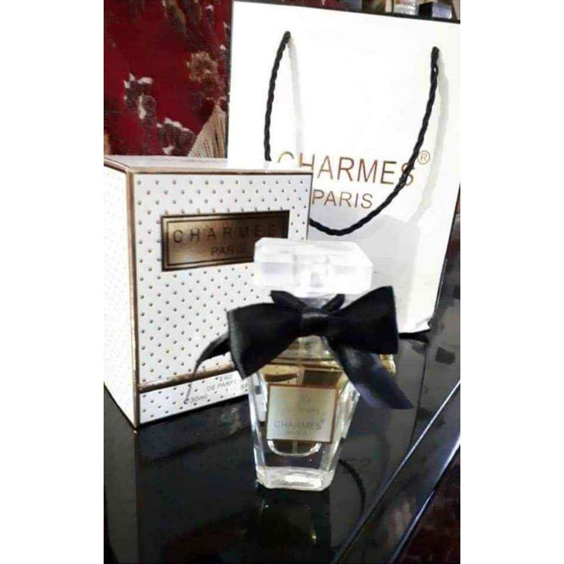 Charmes Paris