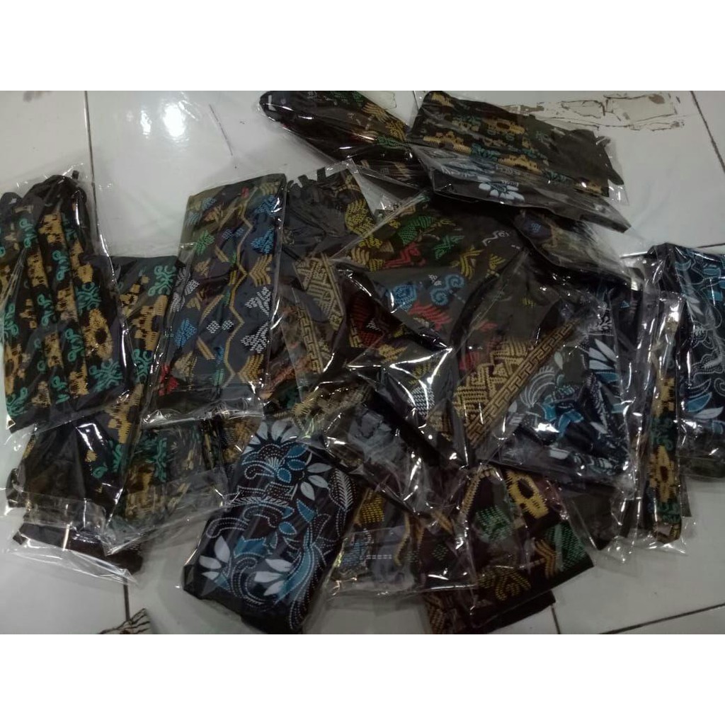 MASKER BATIK PELINDUNG WAJAH DARI DEBU