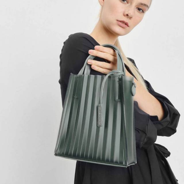 Preloved Pl Tas Ck Charles and Keith Translucent Jelly Bag