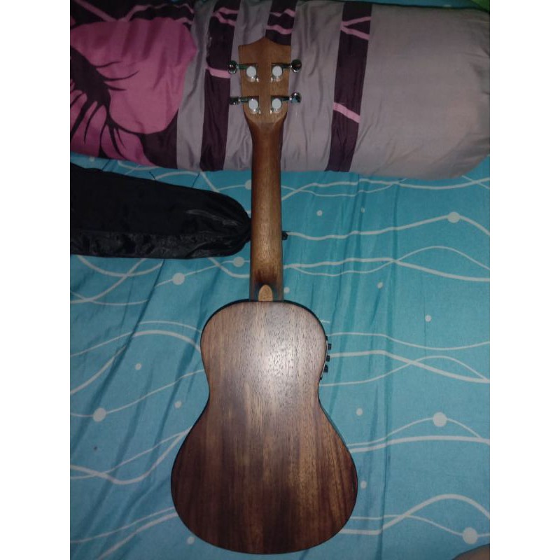 Ukulele elektrik Cowboy uk23