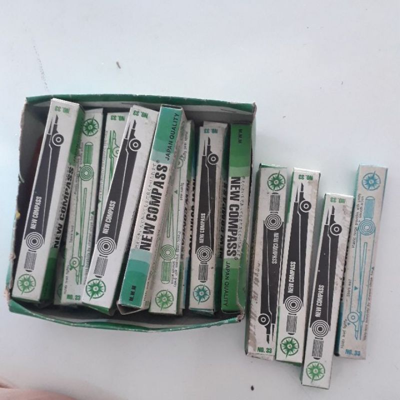 

Jangka New Compass untuk alat tulis Matematika