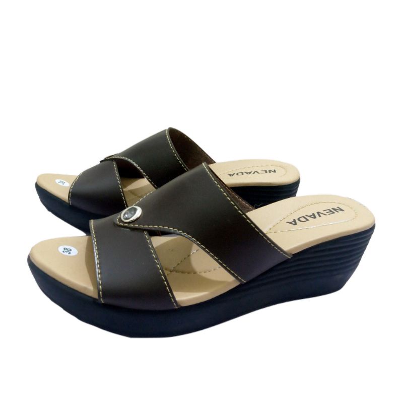 Sandal Wedges Ibu Ibu Kekinian Pesta Kondangan