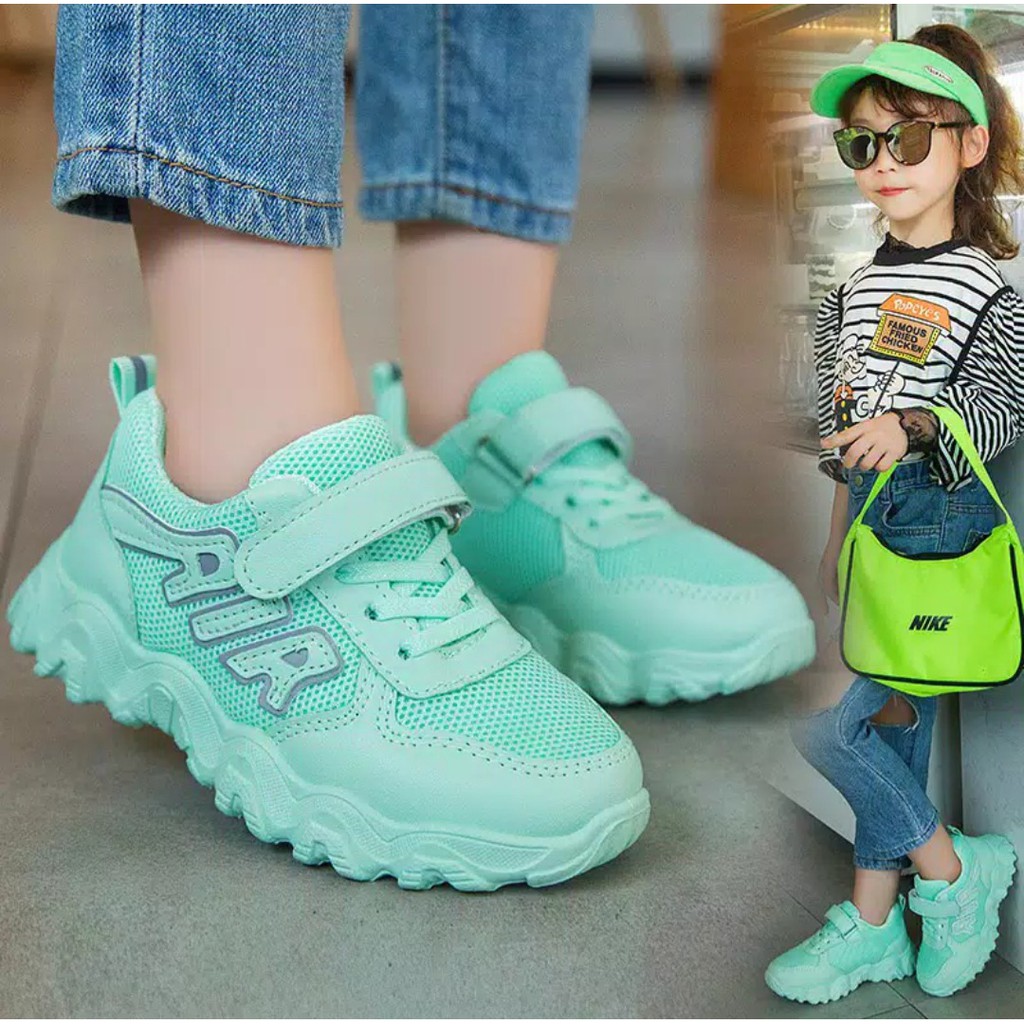 Sepatu Sneakers Anak Lokal Sporties AS135