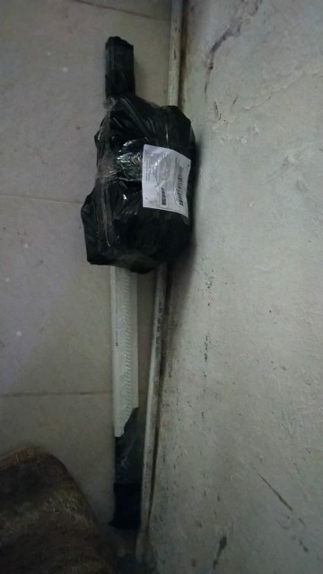 Klem Kabel 22 Mm Bisa Untuk Pipa 1/2 Inch Merk Masko Paku Beton