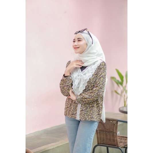 atasan import kerah renda