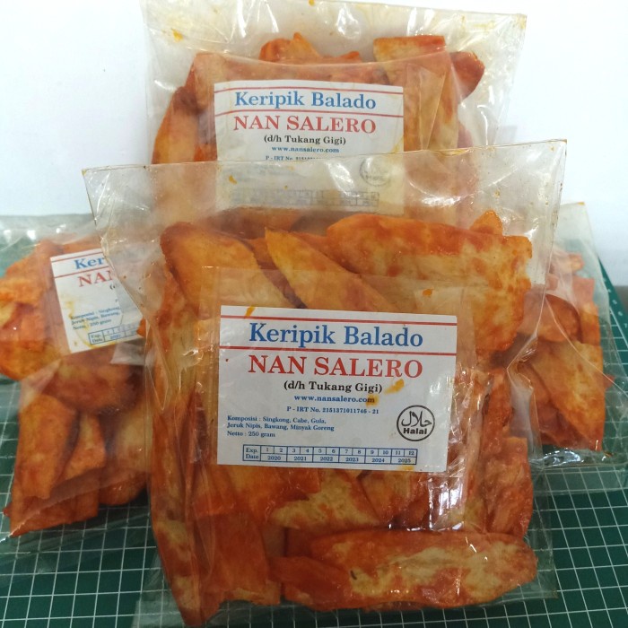 

NEW Keripik Singkong Balado Nan Salero Oleh-oleh Khas Padang 250 gr