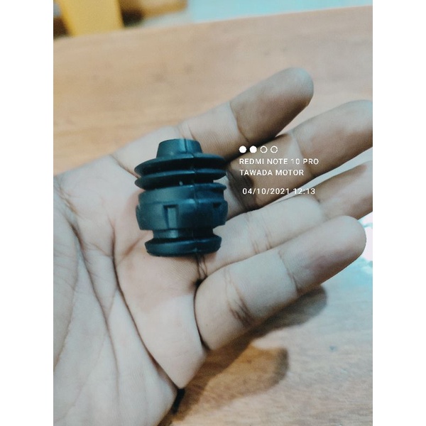 1PCS KARET STOPPER KAP MESIN DEPAN HONDA JAZZ RS