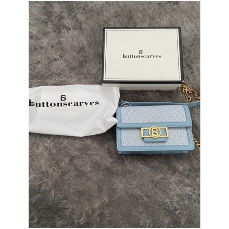 izzy sling bag buttonscarves preloved bag