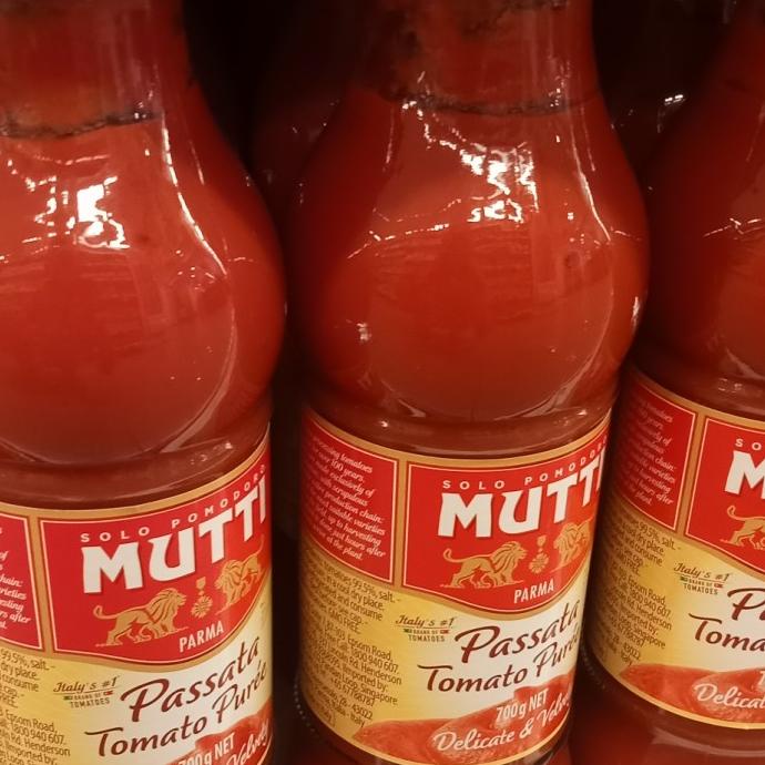 

>>>>>] MUTTI PASSATA TOMATO PURE BOTOL 700 gr saus pasta