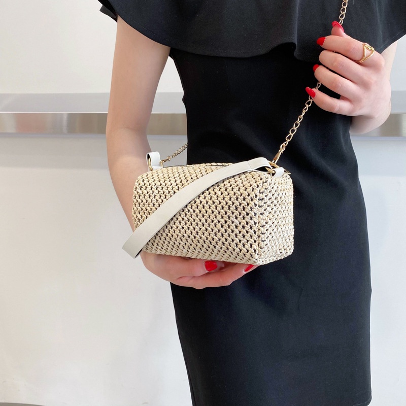 Totebag/Tas Selempang Wanita/Tas Fashion/Tas Anyaman/Tas Bahu/Tas Rantai/Tas Pantai/Tas HP/Tas Pesta/Tas Casual/Tas Perempuan