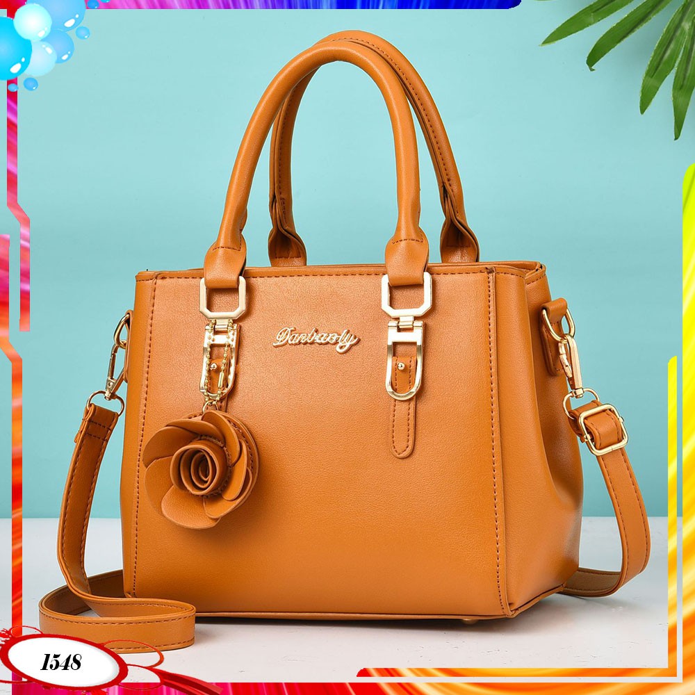 LT1548 / 8255 1KG BISA 2TAS SHOULDER BAG BISA SELEMPANG FREE GANTUNGAN BUNGA BY TAS BATAM OFFICIAL
