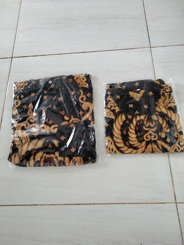 Couple Batik Ayah Anak Batik Khan Batik Suryandhanu Batik Keluarga Batik Sarimbit